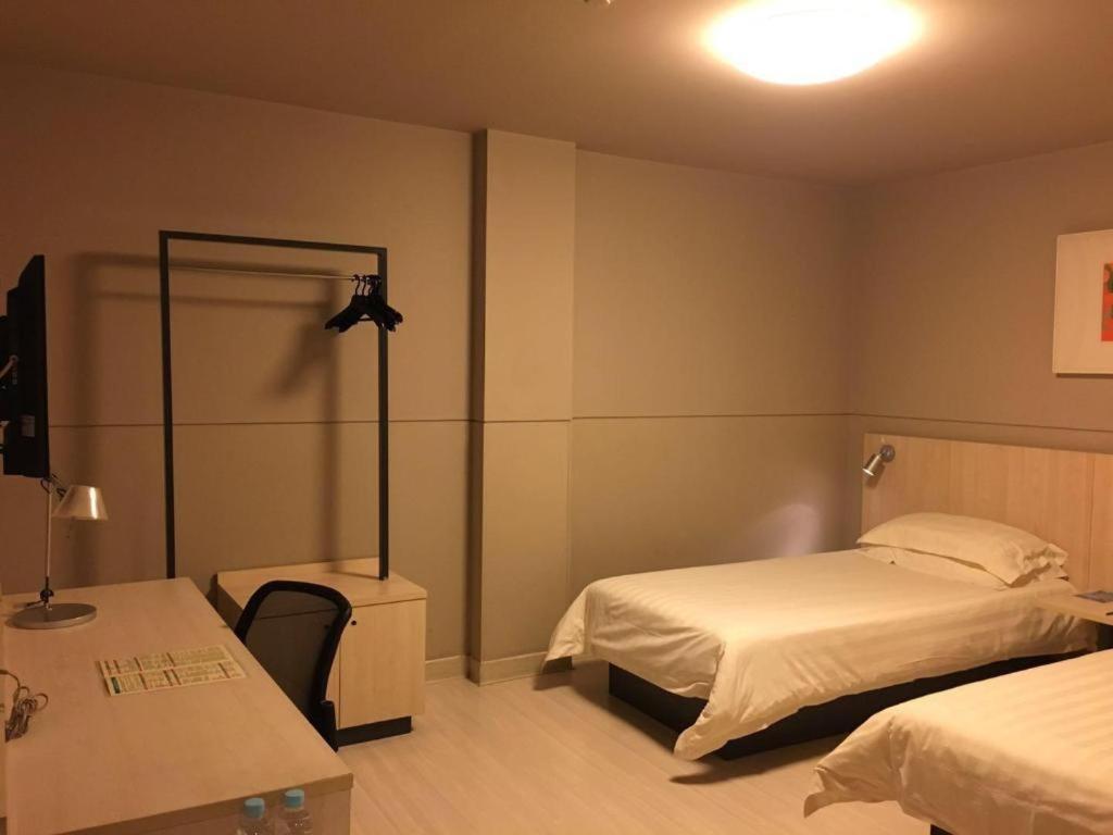 Jinjiang Inn Shanghai Expo Park Pusan Rd Екстер'єр фото